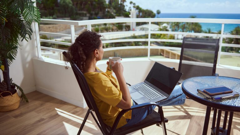 Countries With No Income Tax That Are Perfect For Remote Work In Paradise