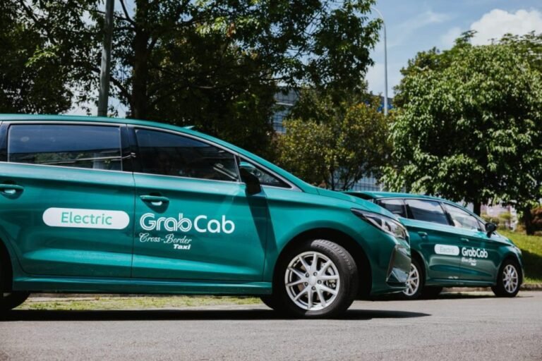 Grab Takes Taxis Across the Singapore-Malaysia Border